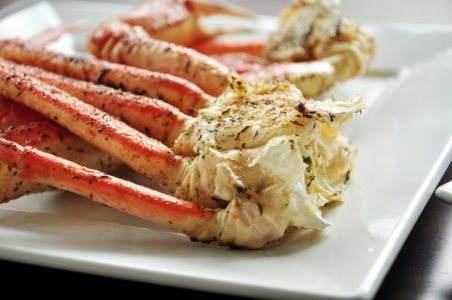 Grilling king crab legs